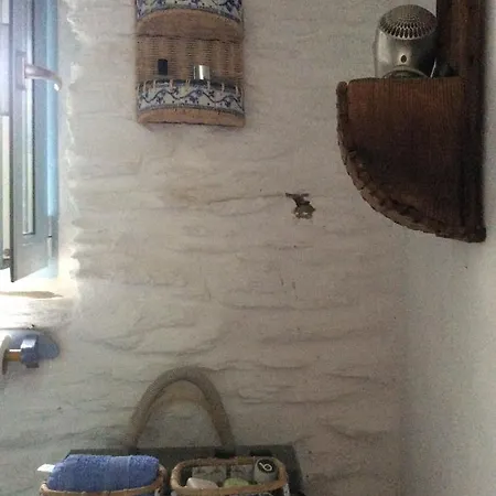 Not Traditional Original The Blue Cottage Otziás